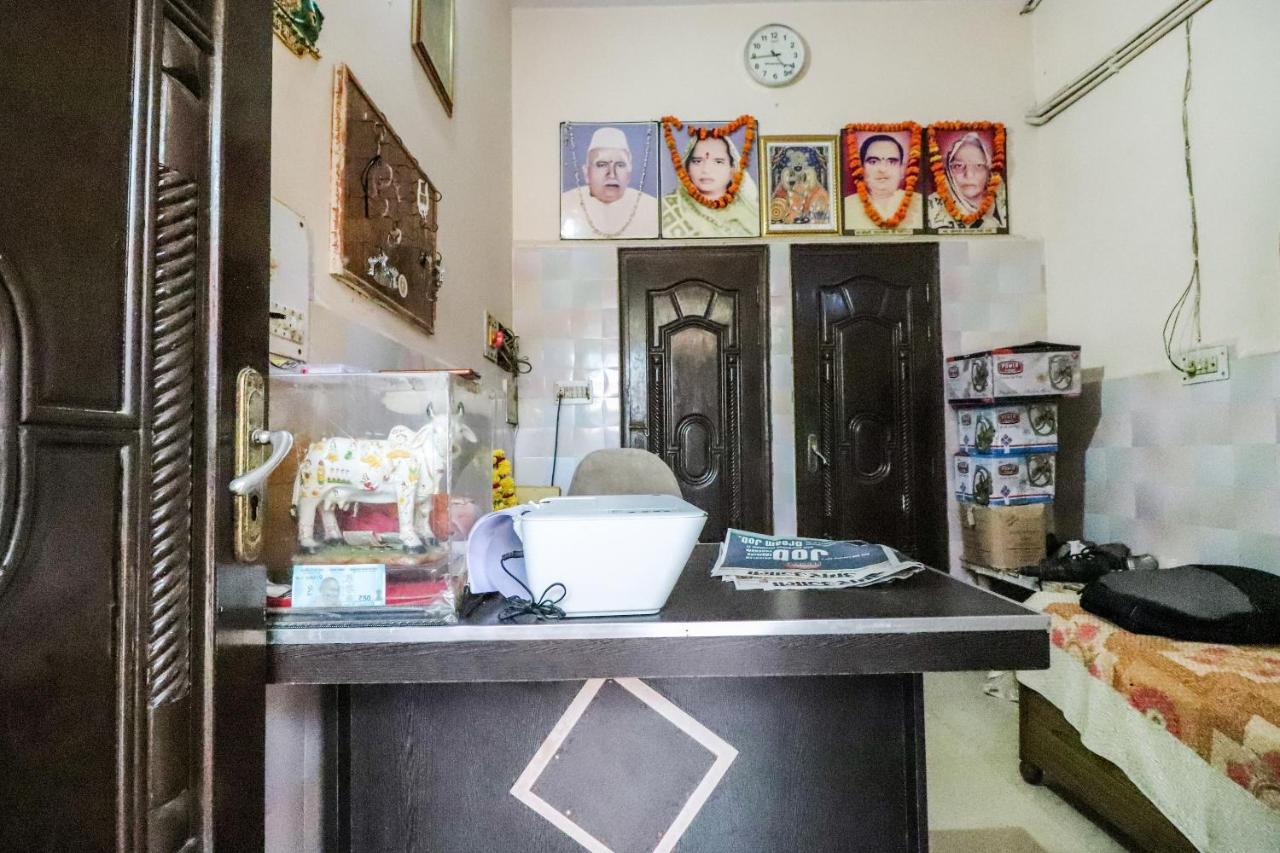 Spot On 60838 Shri Giriraj Dham Hotel Govardhan Buitenkant foto
