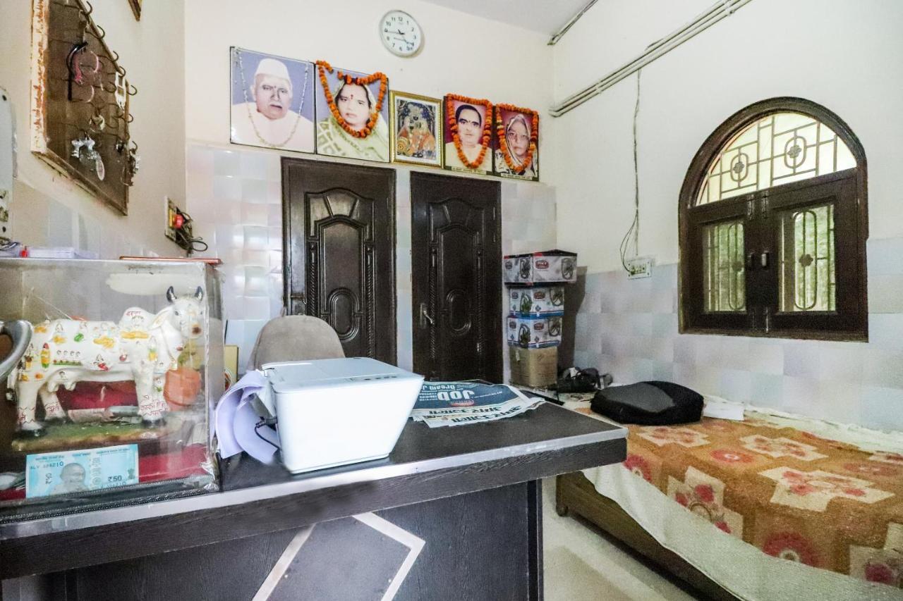 Spot On 60838 Shri Giriraj Dham Hotel Govardhan Buitenkant foto